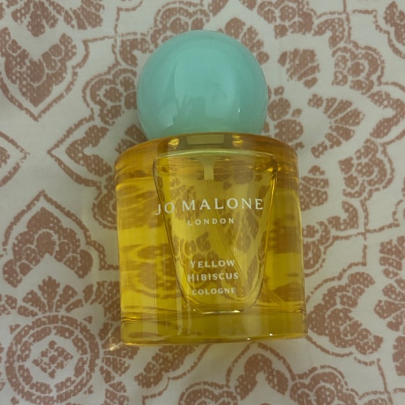 Jo Malone Yellow Hibiscus Cologne - Limited Edition 1.7 oz new - Picture 3 of 4